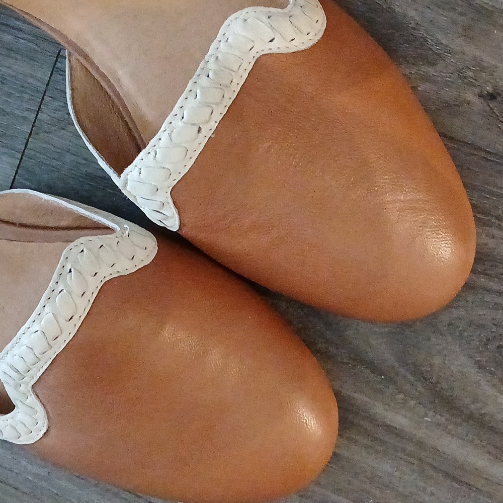 Jack Rogers Contessa Leather Flat. Size 9-1/2M, Never Worn. - Picture 4 of 4